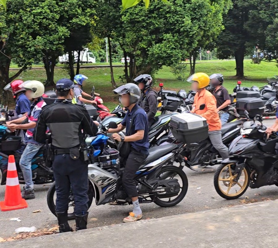 20240328_multi_agency_enforcement_operation_against_errant_motorcyclists_2