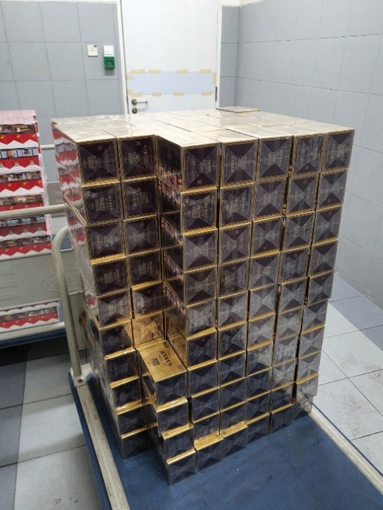 20210606_three_men_arr_for_smuggling_duty-unpaid_cigarettes_1