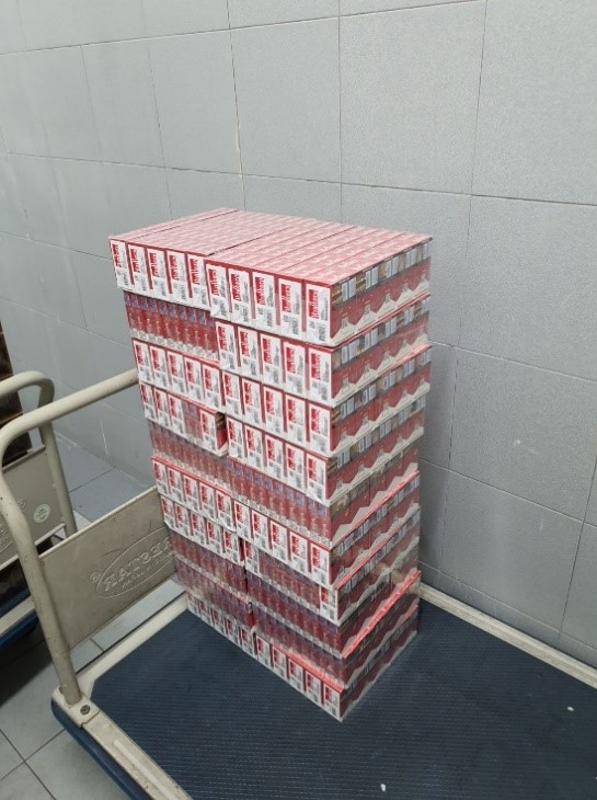 20210606_three_men_arr_for_smuggling_duty-unpaid_cigarettes_2