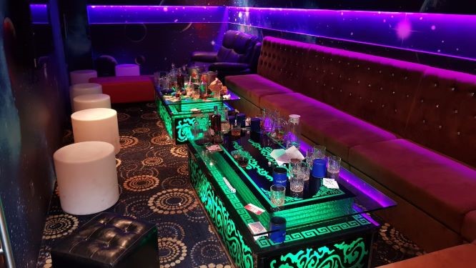 20210607_33_persons_found_in_an_unlicensed_ktv_outlet_inv_for_non-compliance_with_sdm_2