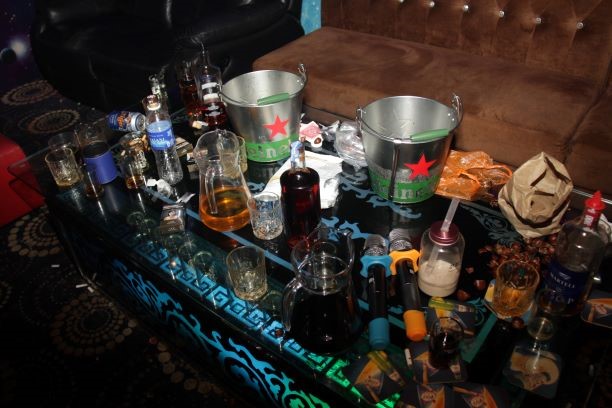 20210607_33_persons_found_in_an_unlicensed_ktv_outlet_inv_for_non-compliance_with_sdm_5