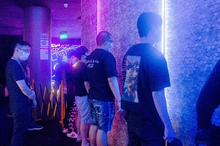 2020123075menarrforbeingsusptdmembofunlwfulsocietiesaspolicestepuponenforcementops2