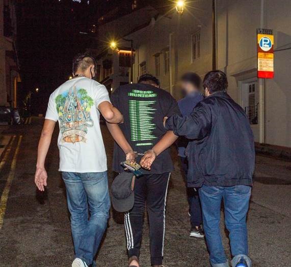 20210105_151_men_arr_for_being_susptd_mem_of_unlwfl_societies_in_a_2-week_blitz_to_suppr_gang_acts_4