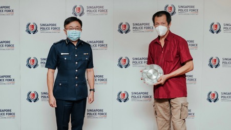 20220224_three_individuals_presented_with_public_spiritedness_awards