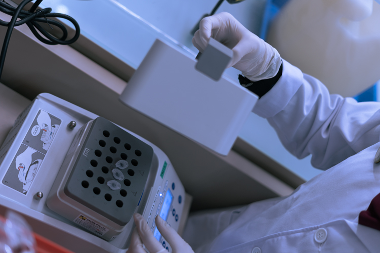 Police Life 06202203 In the Lab DNA 04