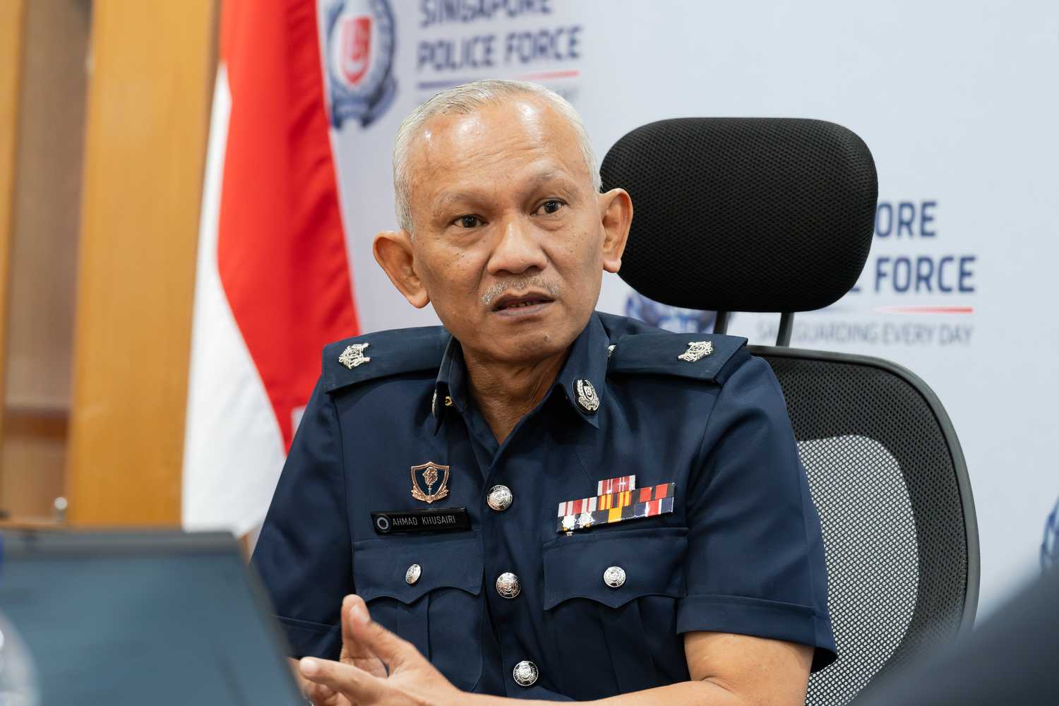 ASP Ahmad sharing his experience of how he evacuated the dialysis centre’s staff and patients to safety during the fire. PHOTO: Roger Yue III