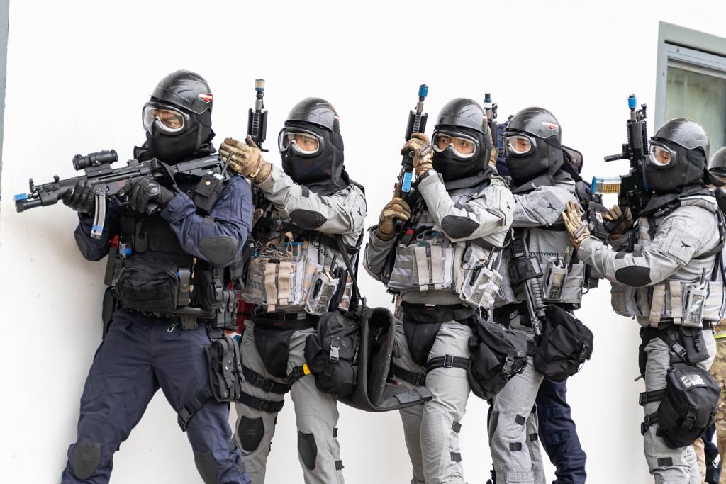 Police life 072023 Ex Quicksilver 01