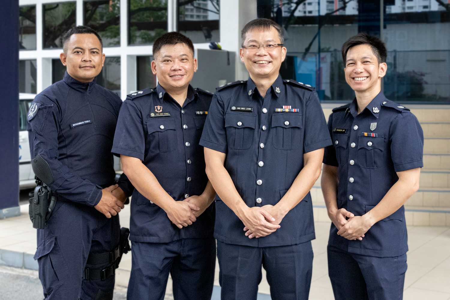 Police Life 092023 Trainers in Blue 01 02