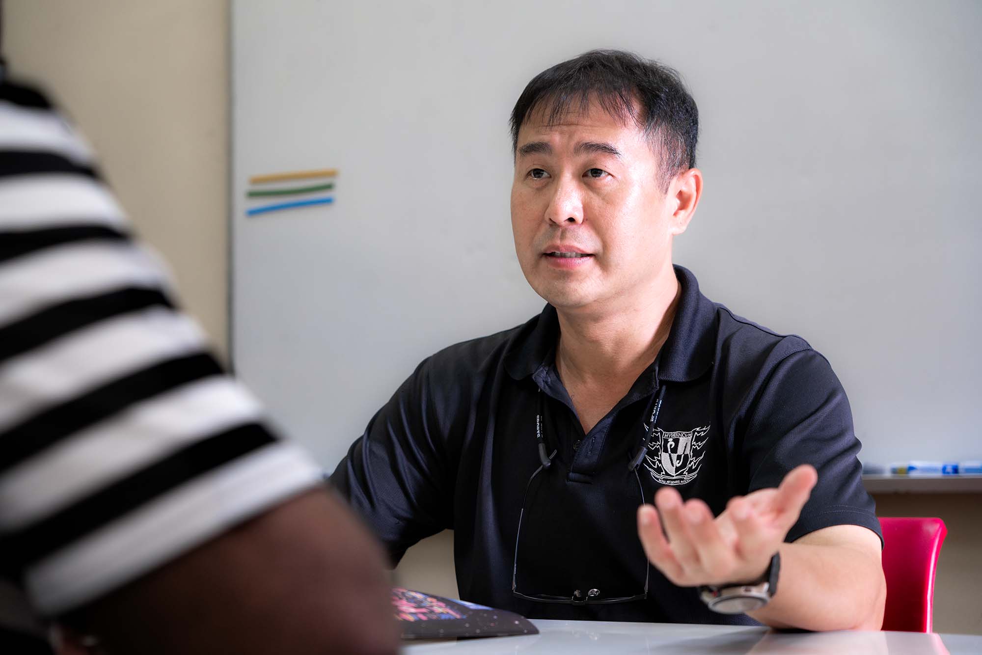 For Hon ASP (V) Joshua Tan, serving as an Honorary VSC (School) officer has helped him to better help students make the right decisions and become better citizens. 