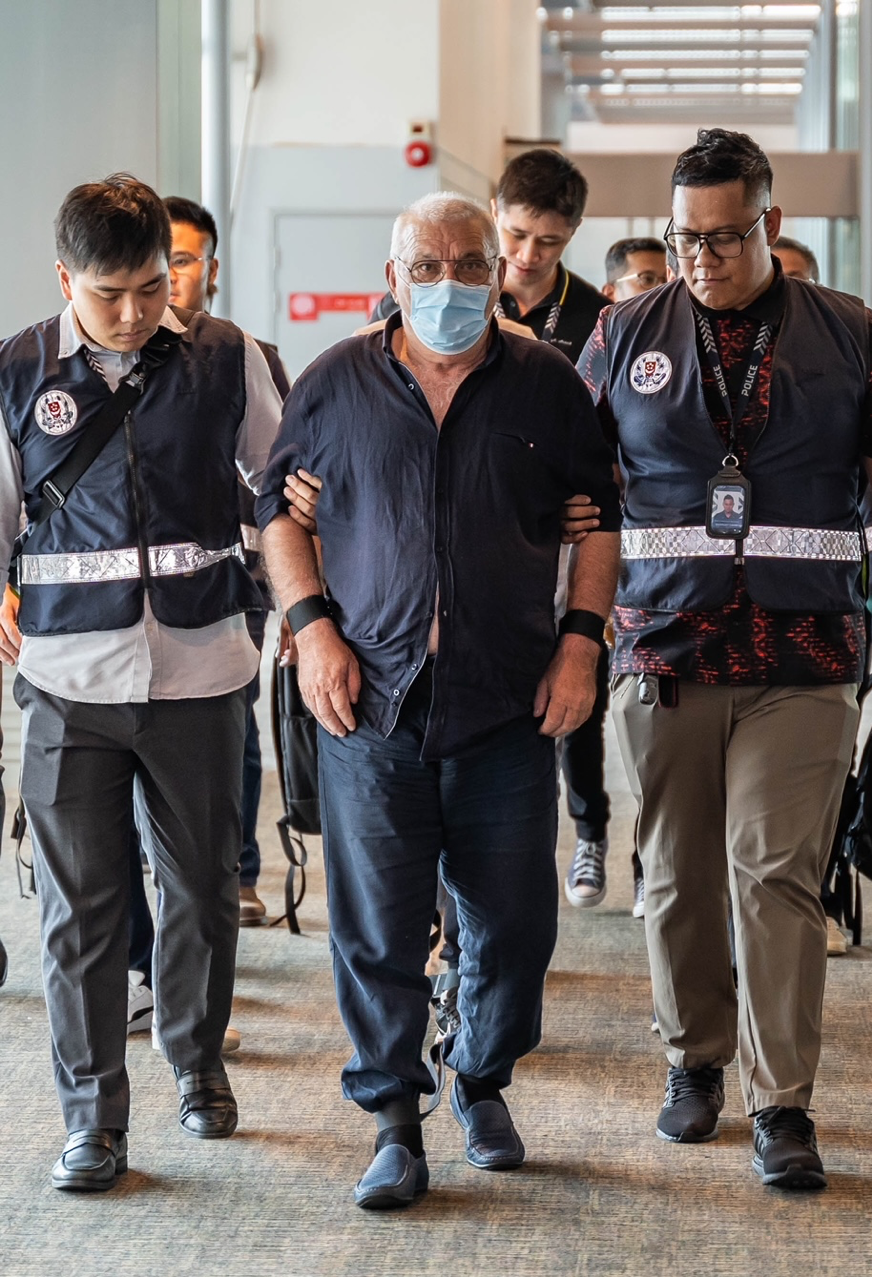 Two Men Arrested For Theft From Money Changer Involving Sleight Of Hand_3