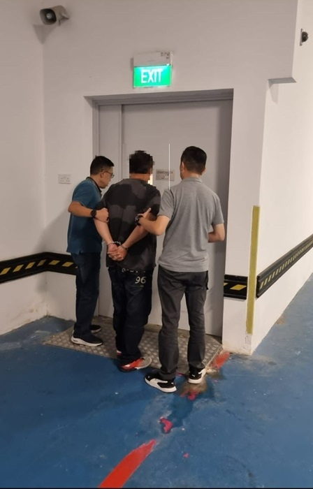 20230602_police_arr_three_individuals_and_hauled_up_22_others_for_sus_involv_in_perpetrating_scams_2