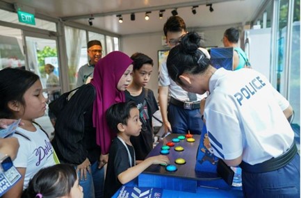 20241211_central_police_division_community_roadshow_on_7_december_2024_2