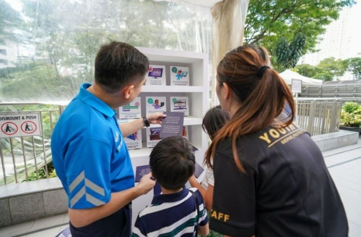 20241211_central_police_division_community_roadshow_on_7_december_2024_3