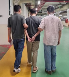 20241024_joint_operation_between_the_police_and_gxs_bank_led_to_four_persons_arrested_2