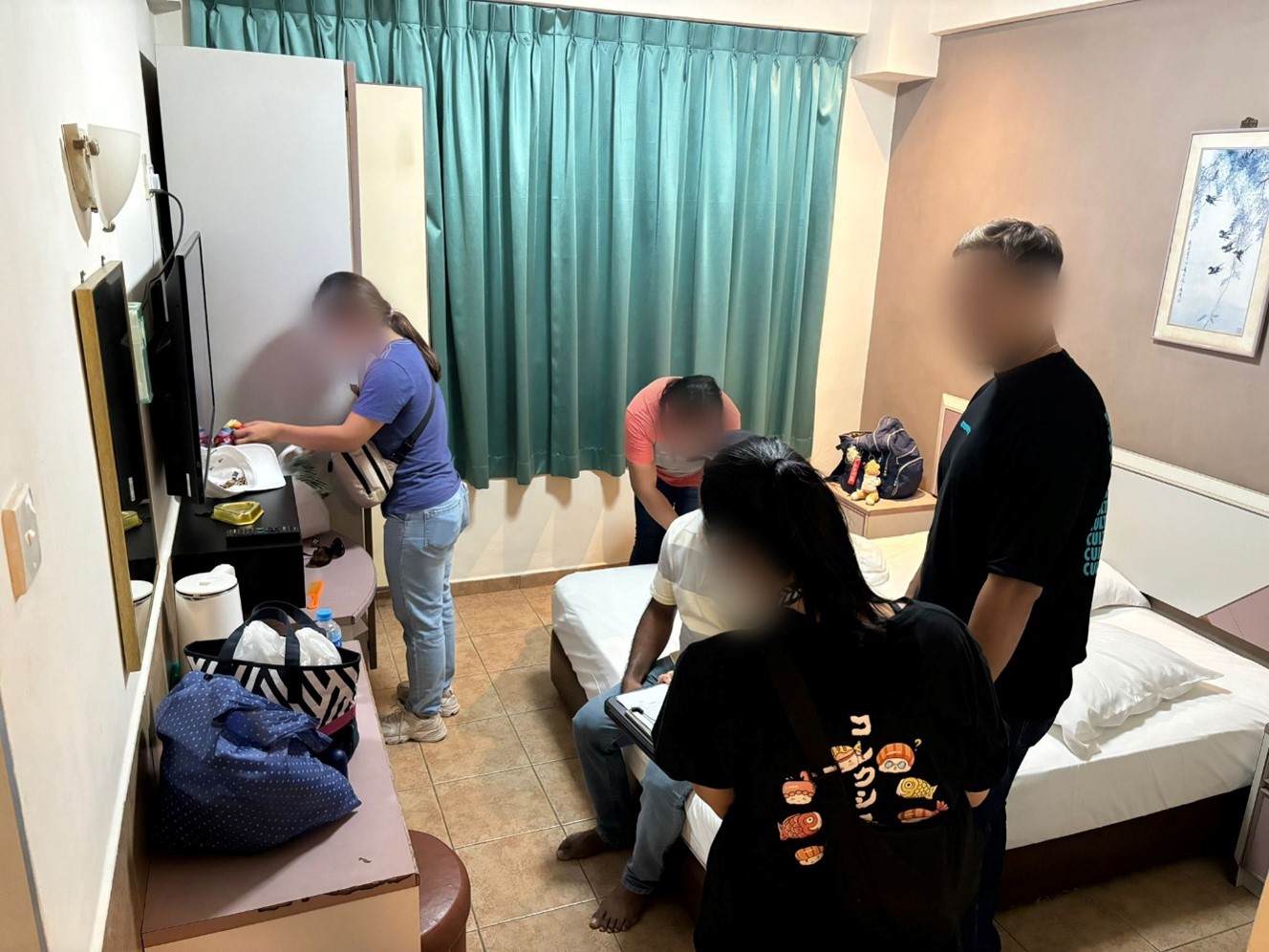 20240930_41_persons_under_investigation_and_14_persons_issued_with_composition_sums_4