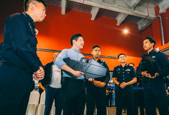 20250404_prime_ministers_visit_to_punggol_neighbourhood_police_centre_and_fire_station_4
