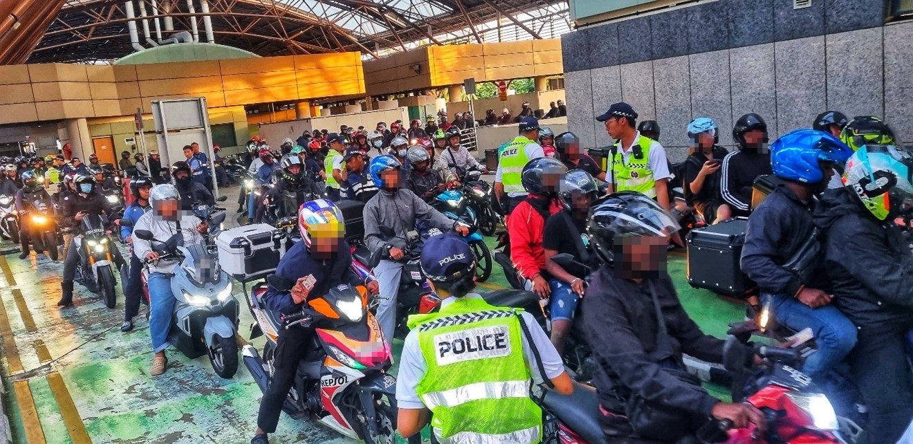 20250420_multi_agency_enforcement_operation_against_errant_motorcyclists_1