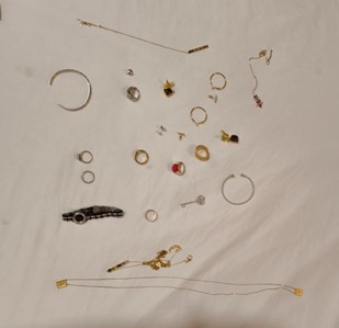 20251209_man_arrested_for_a_series_of_housebreaking_related_cases_within_24_hours_2