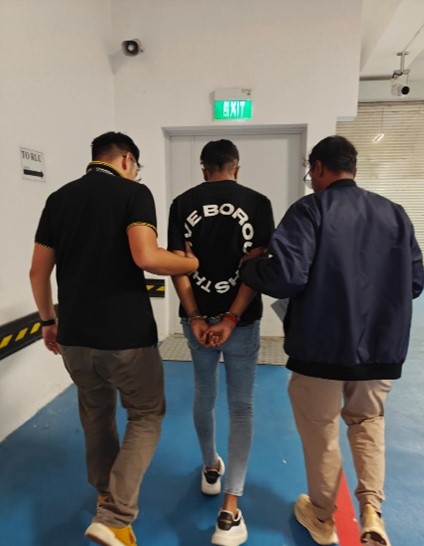 20250322_joint_operation_between_the_police_and_local_banks_targeting_government_official_5