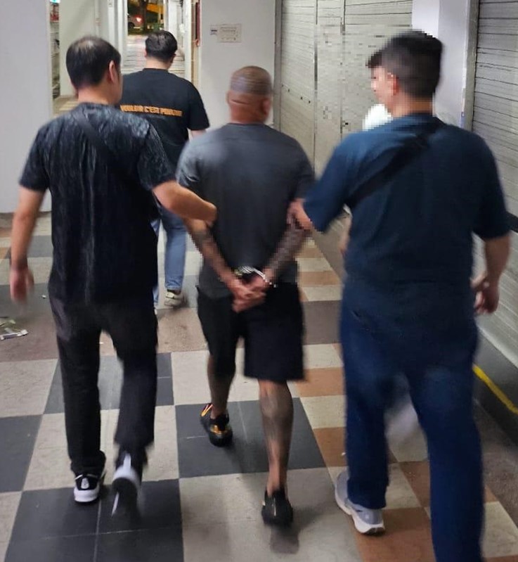 20251006_seven_men_arrested_for_their_suspected_involvement_1