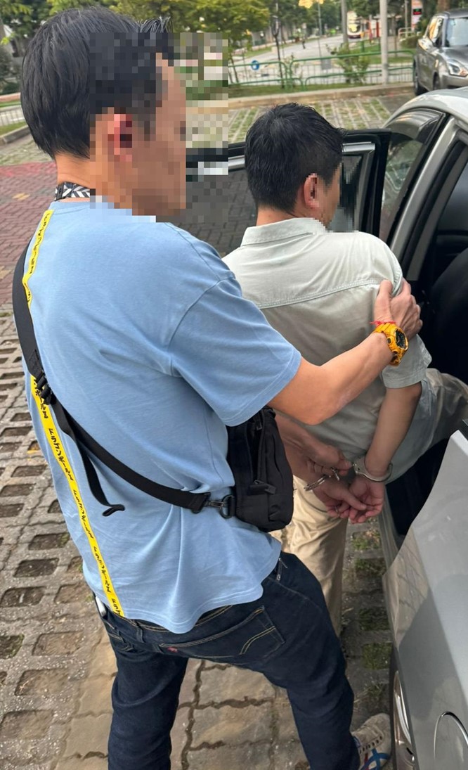 20251006_seven_men_arrested_for_their_suspected_involvement_3