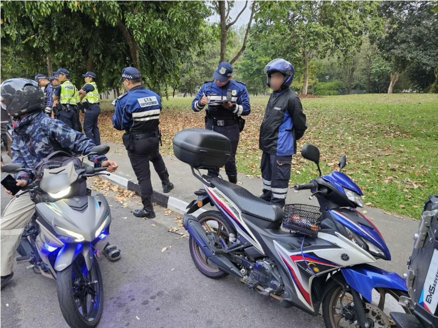 20260410_multi_agency_enforcement_operation_against_errant_motorcyclists_5
