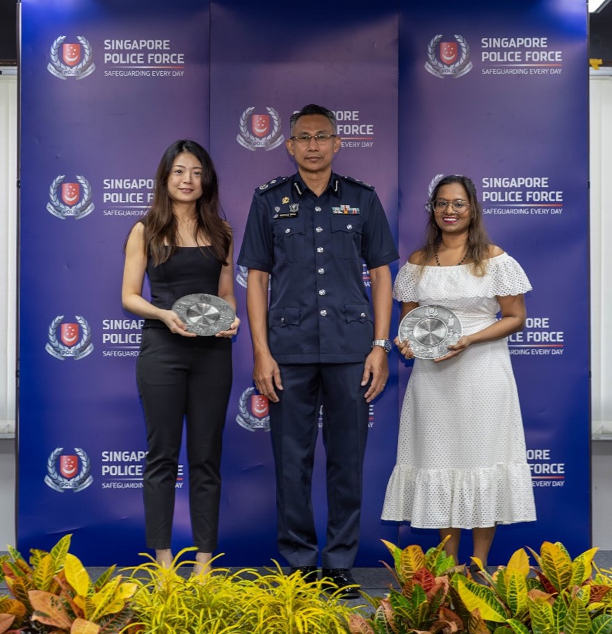 20260430 _three _members _of _the _public _presented _with _safersg _public _spiritedness _award_1