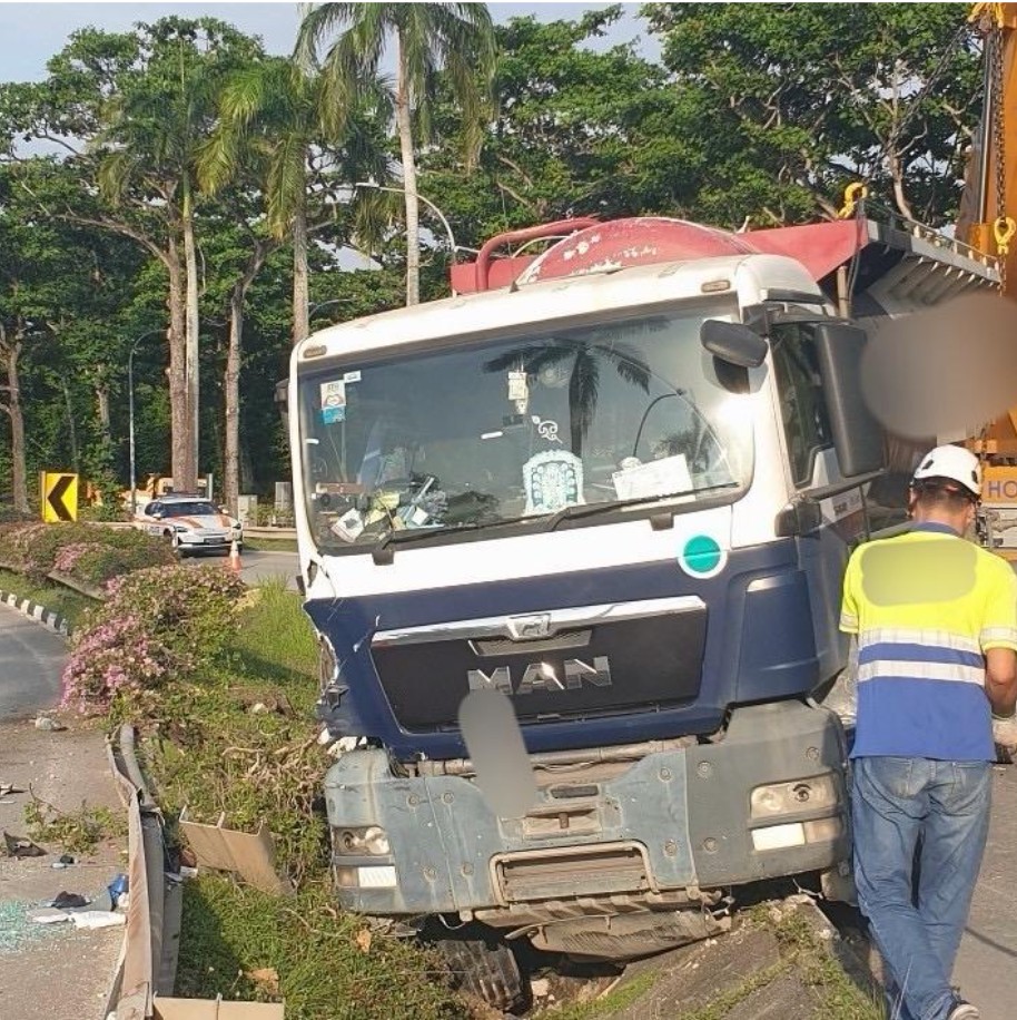 20260210_five_heavy_vehicle_drivers_to_be_charged_for_driving_without_due_care_and_attention_5