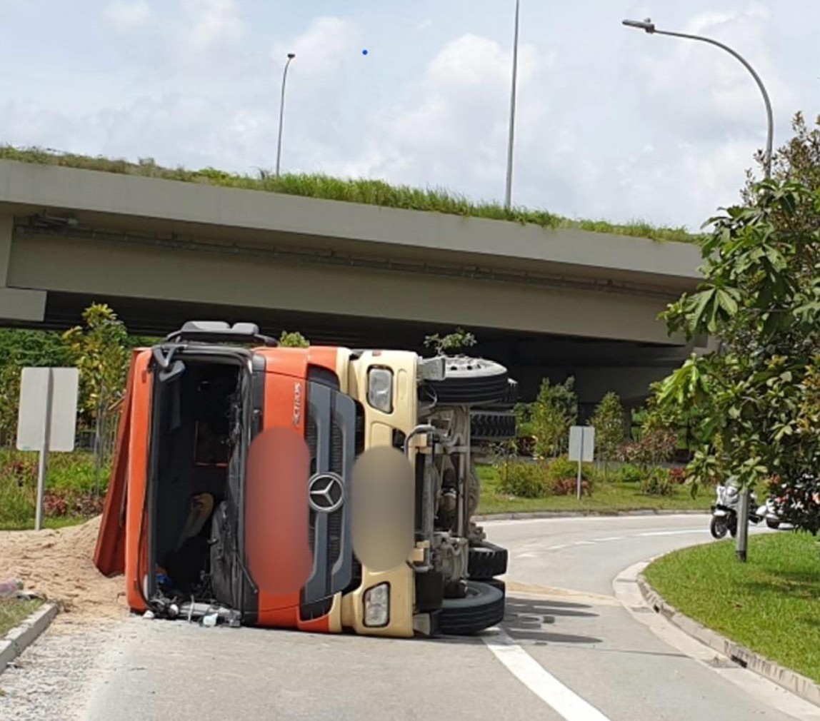 20260210_five_heavy_vehicle_drivers_to_be_charged_for_driving_without_due_care_and_attention_9