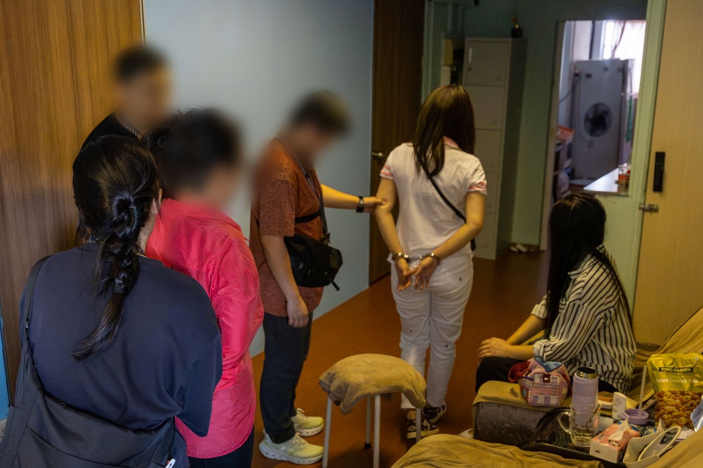 20260605_five_persons_arrested_following_raids_against_vice_activities_at_massage_establishments_4