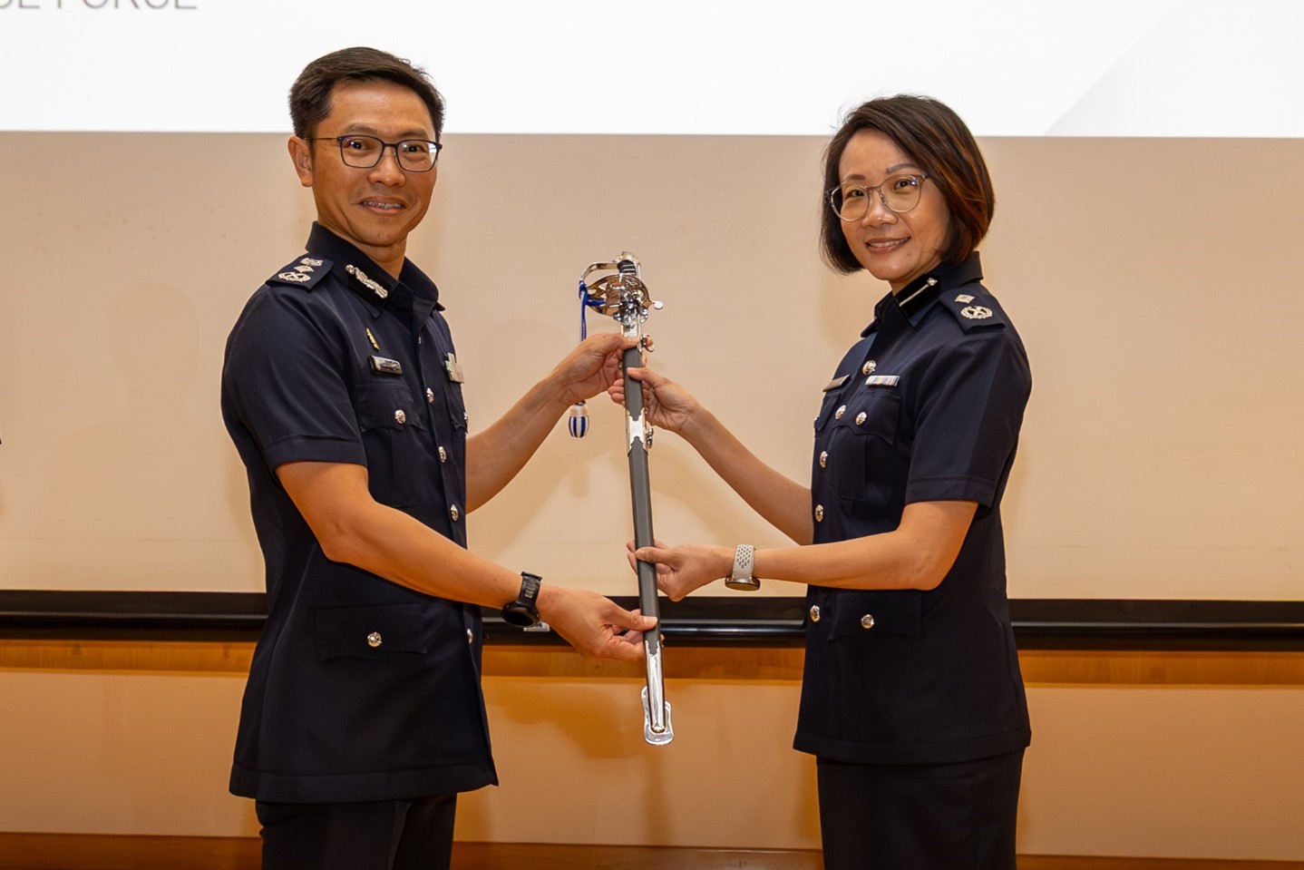 20260615_change_of_command_at_central_police_division_2