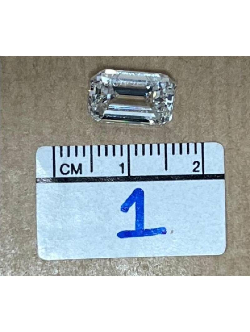 20260620_two_men_arrested_for_theft_of_diamond_valued_at_more_than_$235000_teaser