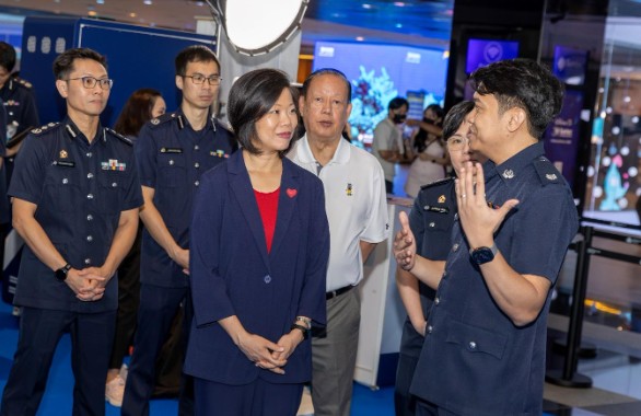 20260308_launch_of_road_users_on_watch_initiaive_at_the_safersg_together_roadshow_3