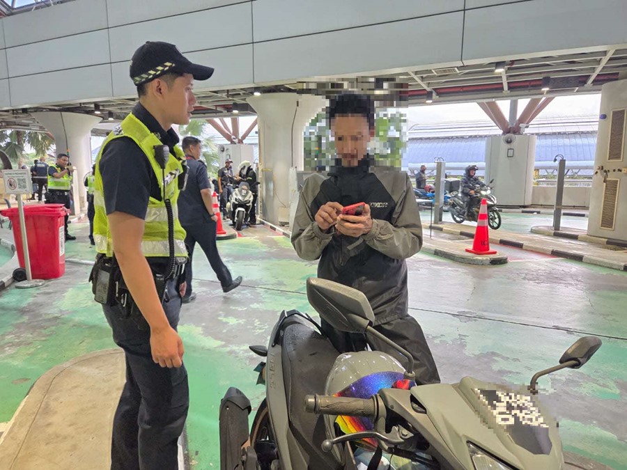 20260521_multi_agency_enforcement_operation_against_errant_motorcyclists_2