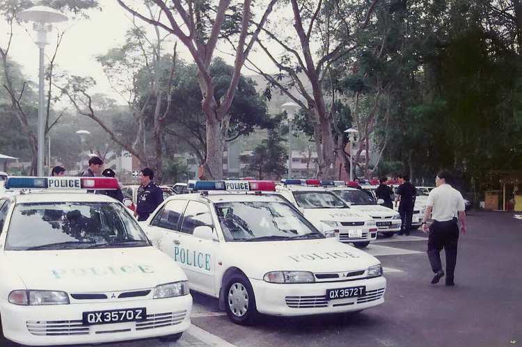 image of old police cars at the carpark of the former queenstown npc 