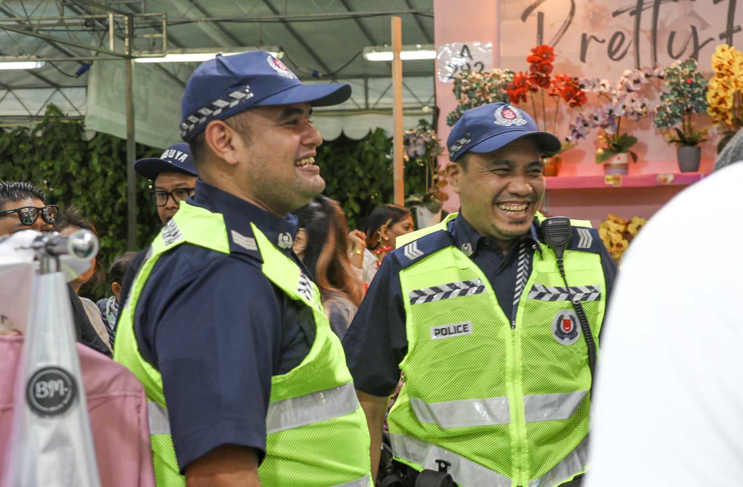 Police Life 042023 Making the Ramadan Bazaar Safe and Secure for All 04