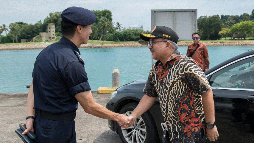 Police Life 112024 Police Coast Guard Hosts the Indonesia Coast Guard in an Inaugural Port Visit 02