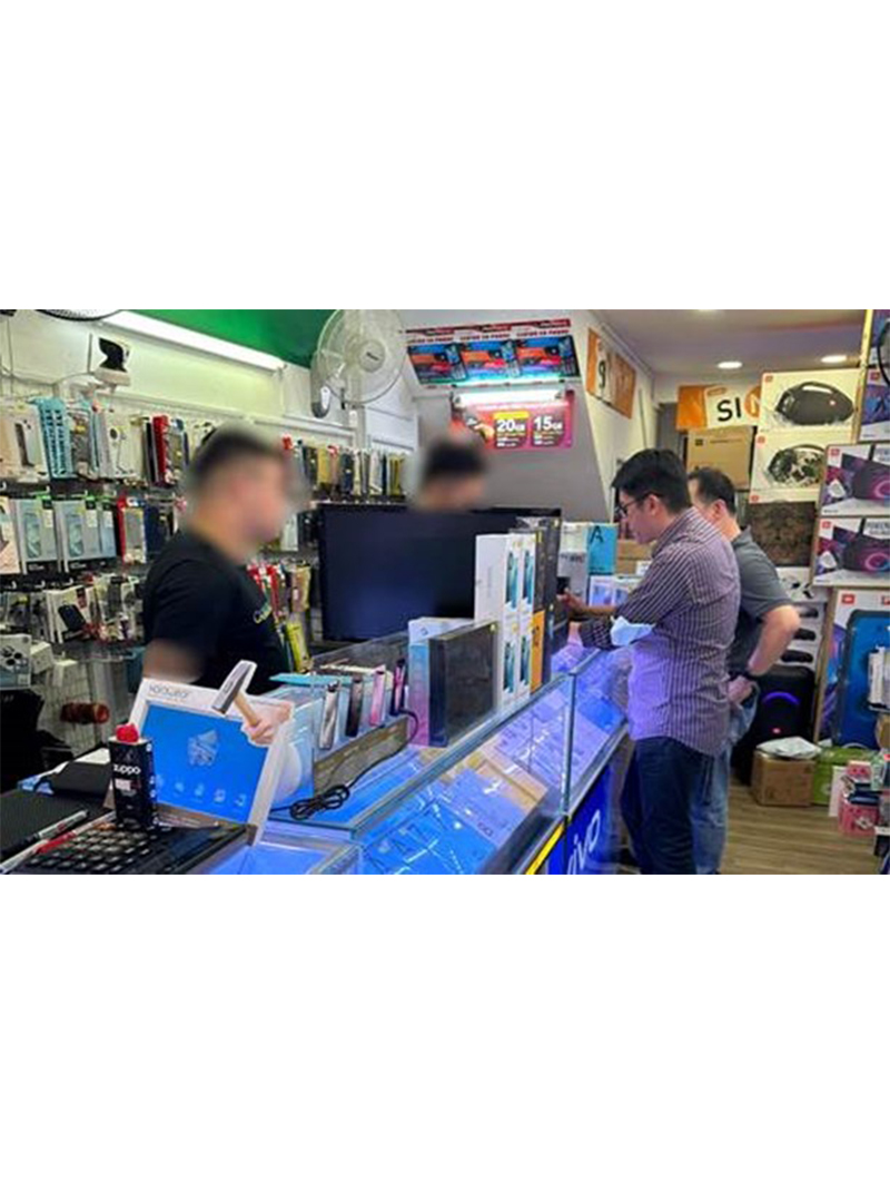14 Persons Under Investigations For Fraudulently Registering Postpaid Sim Cards In Island-Wide Operation Targeting Handphone Shops 