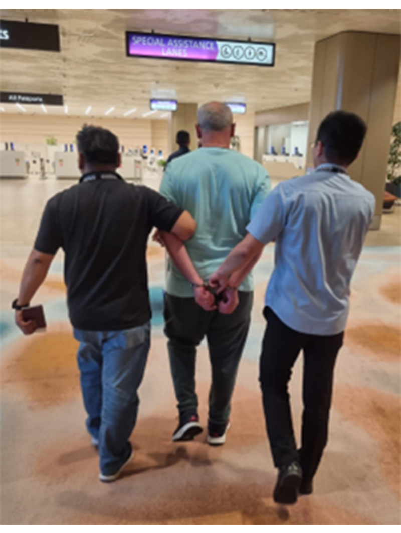 Two Men Arrested For Theft From Money Changer Involving Sleight Of Hand
