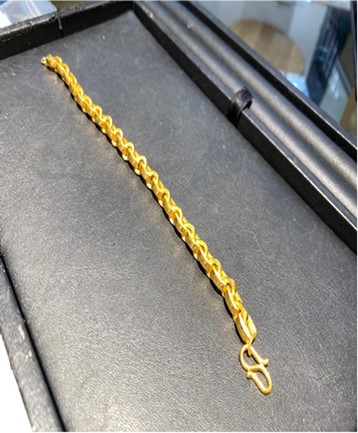 Two Men Arrested For Theft Of Gold Bracelet
